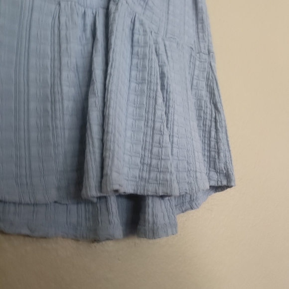 Lucky‎ Brand Small light blue textured sleeveless T-shirt with front knot at the - Picture 8 of 13